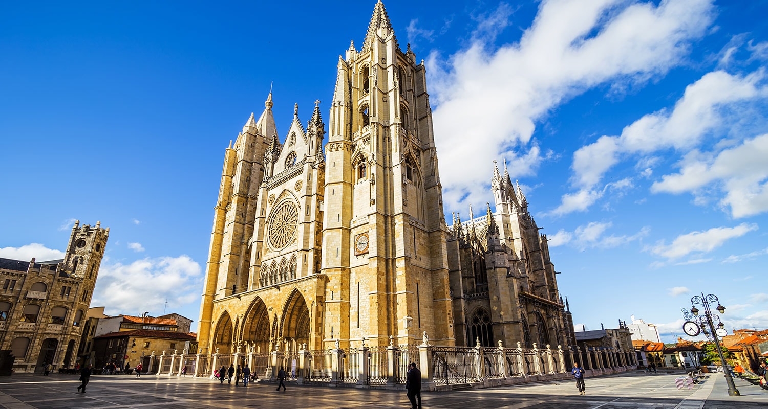 León