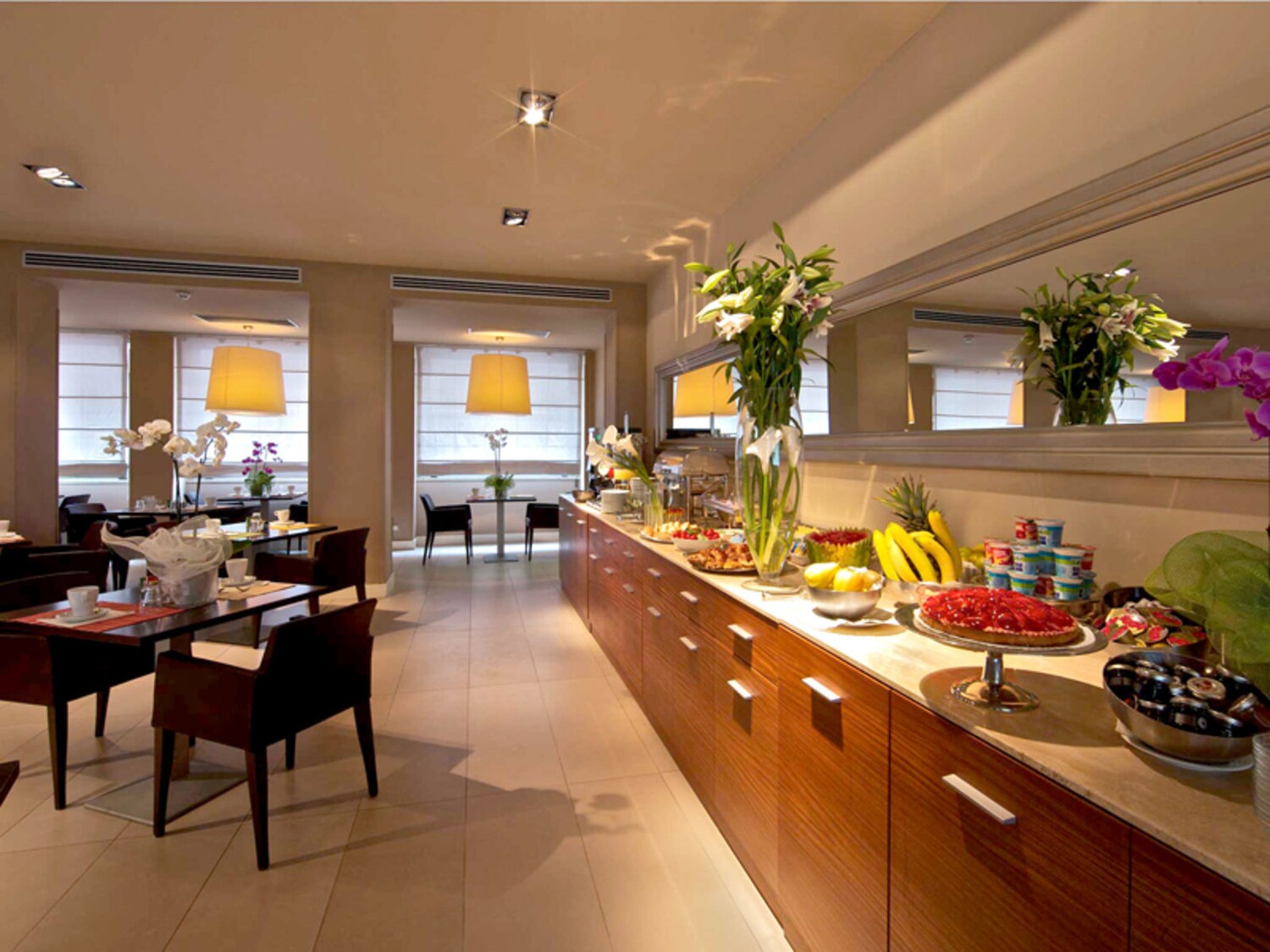 Eurostars Saint John Hotel