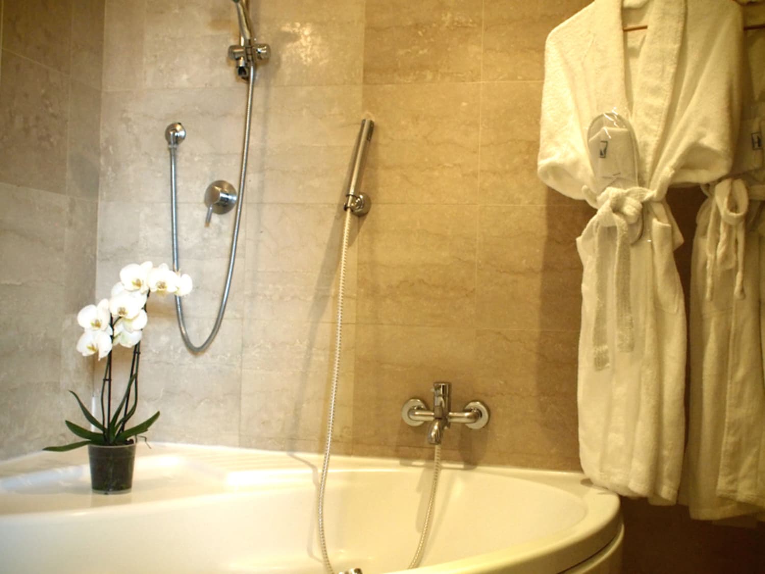Eurostars Saint John Hotel