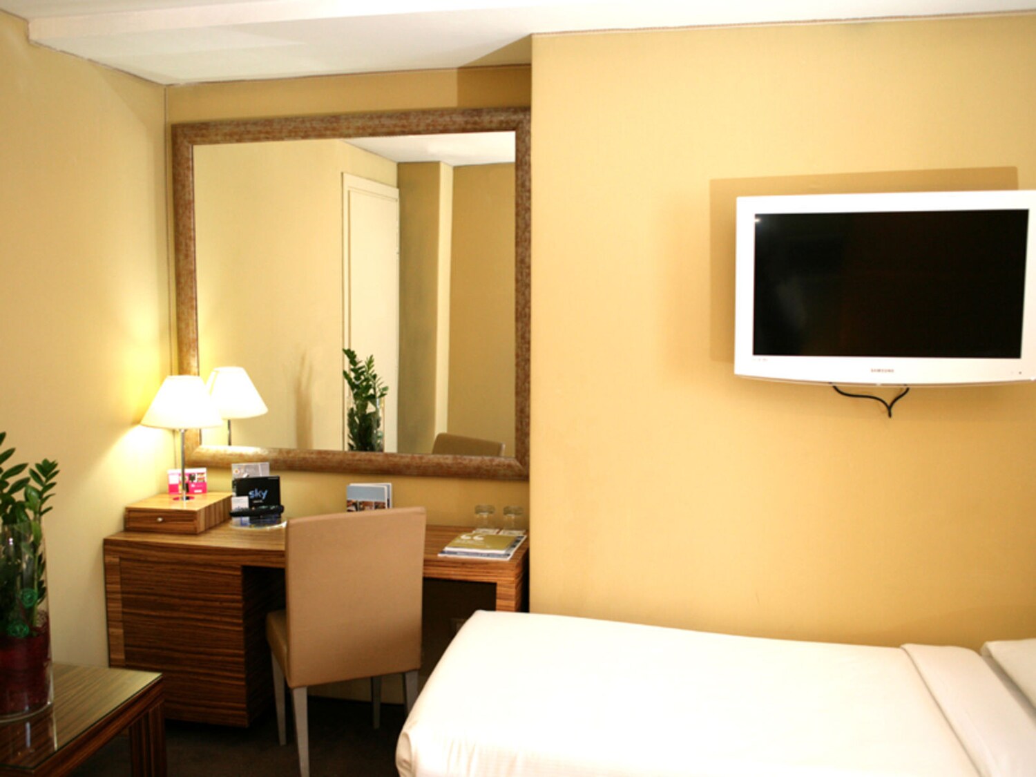 Eurostars Saint John Hotel