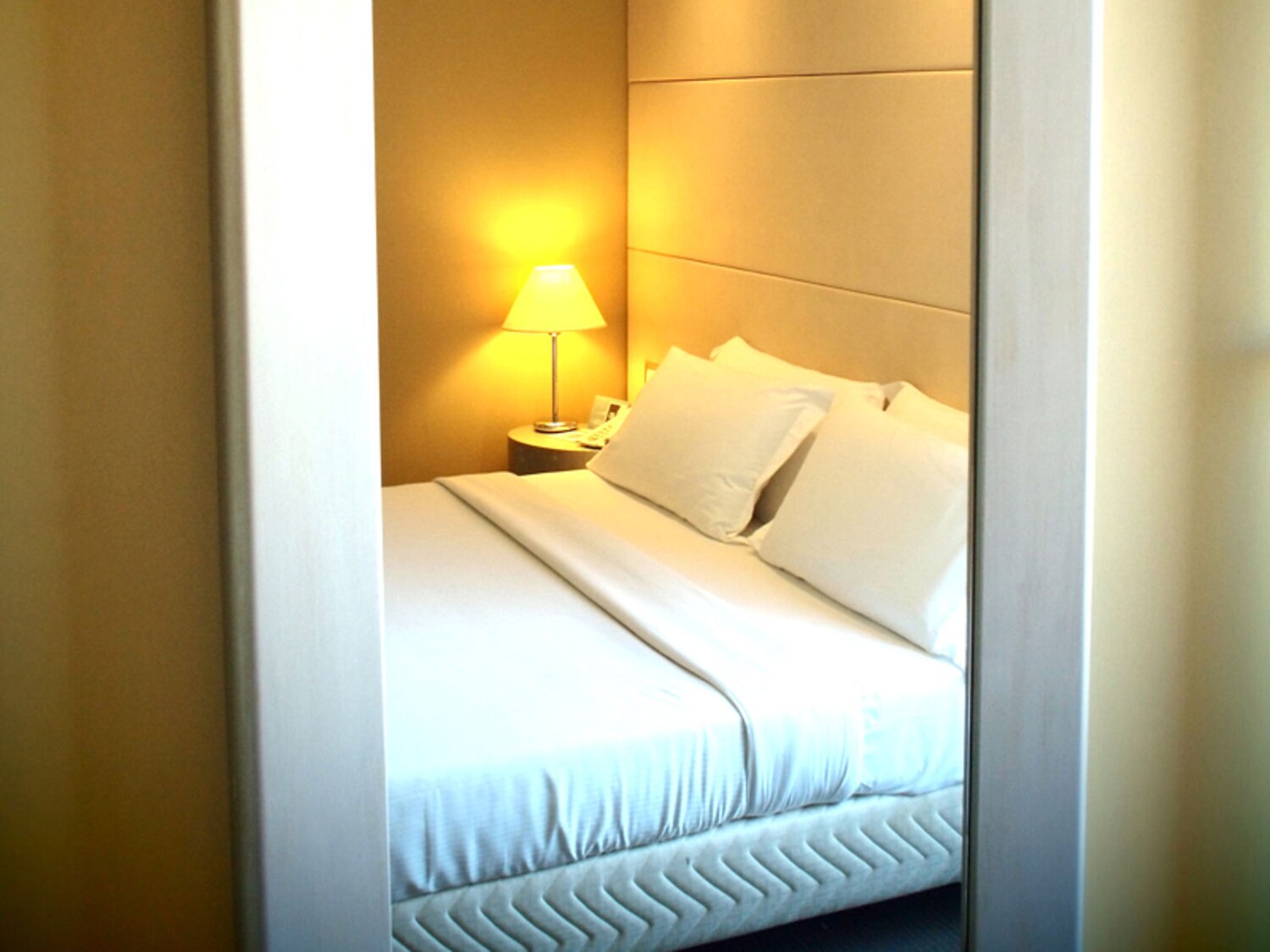 Eurostars Saint John Hotel