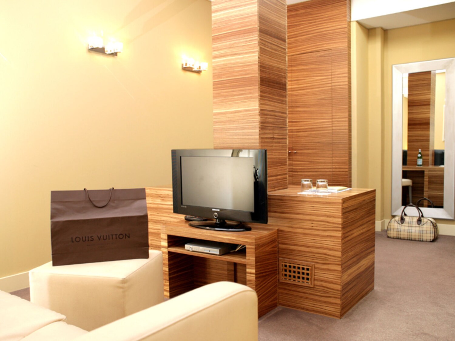 Eurostars Saint John Hotel